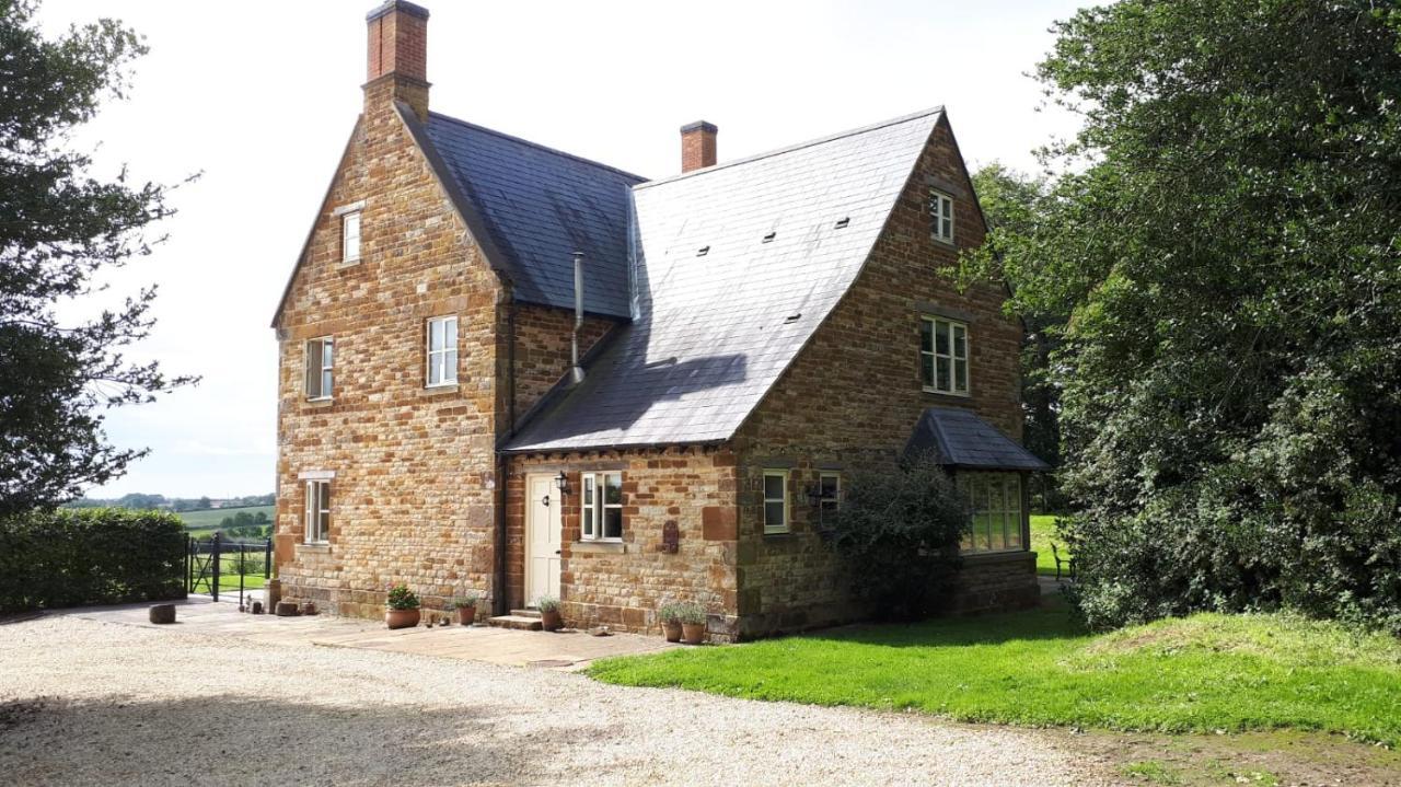 Cockley Hill Farm Bed & Breakfast Brackley  Exterior photo